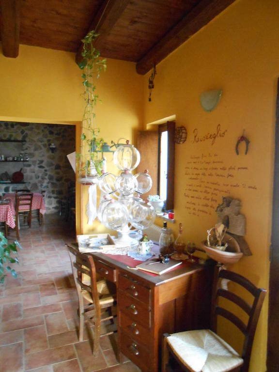 Azienda Agrituristica Risveglio Naturale Varese Ligure Exterior foto