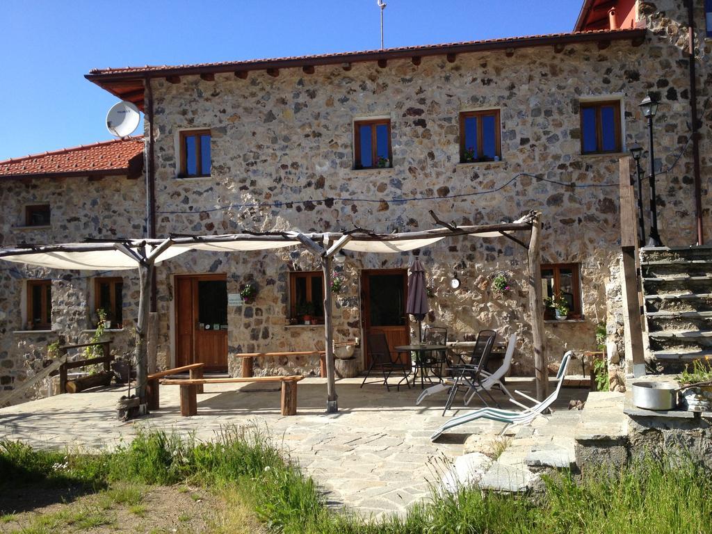 Azienda Agrituristica Risveglio Naturale Varese Ligure Exterior foto